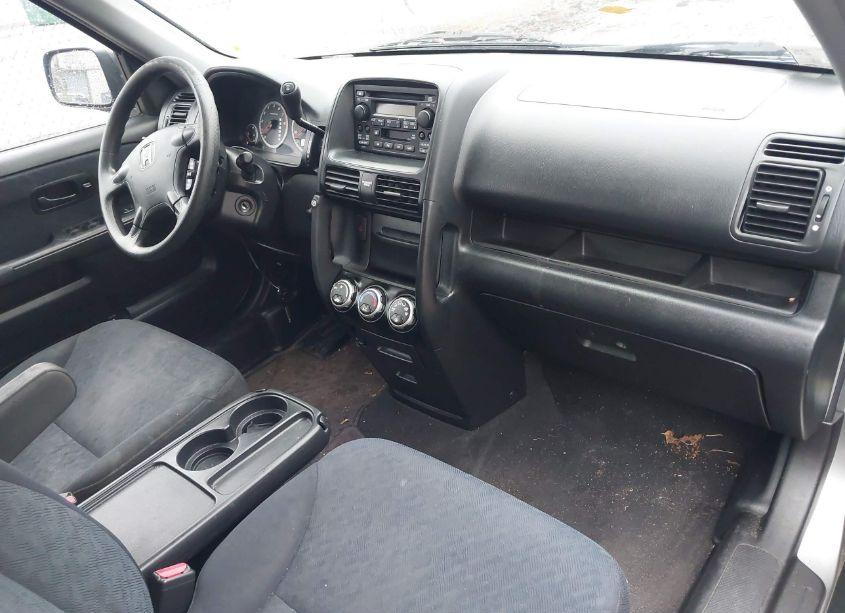 Photo 5 of 2005 Honda Cr-v LX (VIN JHLRD78515C042108)