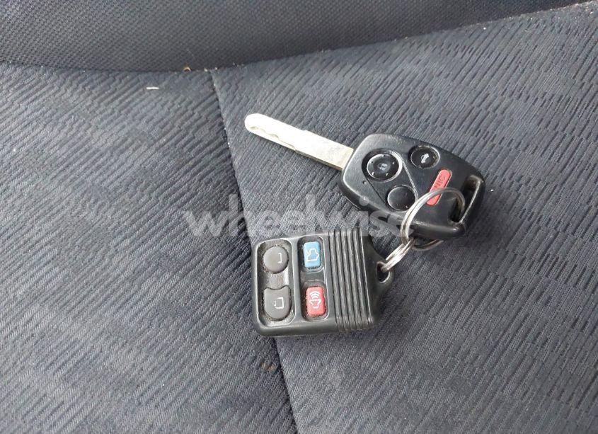 Photo 11 of 2005 Honda Cr-v LX (VIN JHLRD78515C057403)