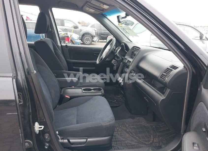 Photo 5 of 2005 Honda Cr-v LX (VIN JHLRD78515C057403)