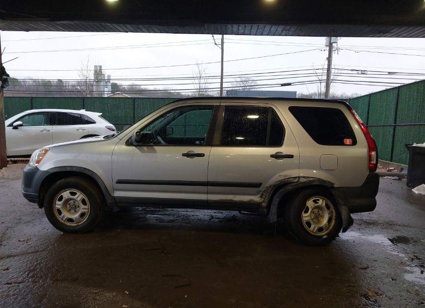 Photo 14 of 2005 Honda Cr-v LX (VIN JHLRD78545C045715)