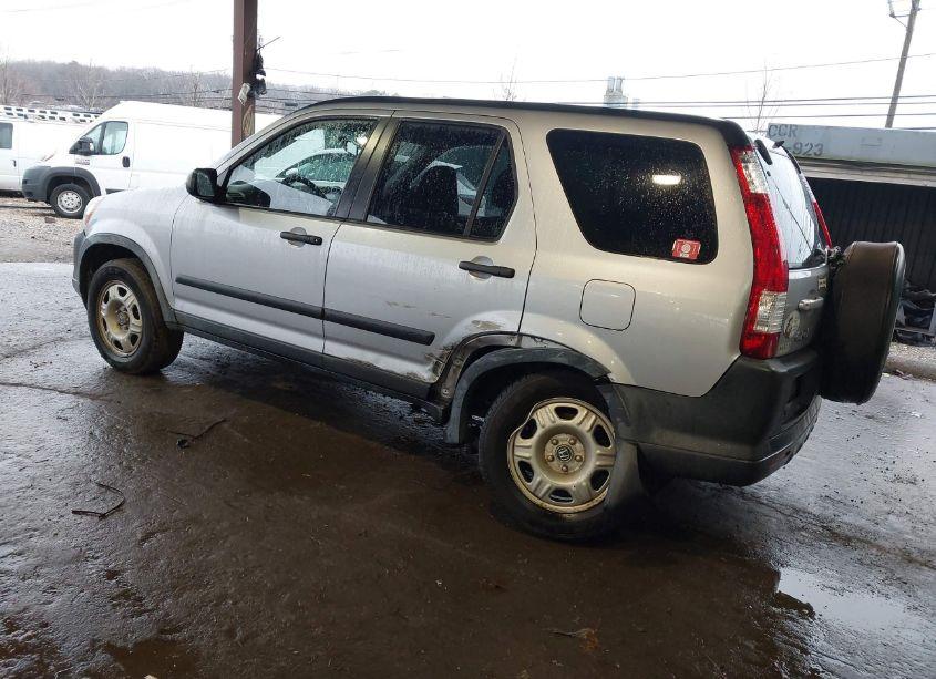 Photo 3 of 2005 Honda Cr-v LX (VIN JHLRD78545C045715)