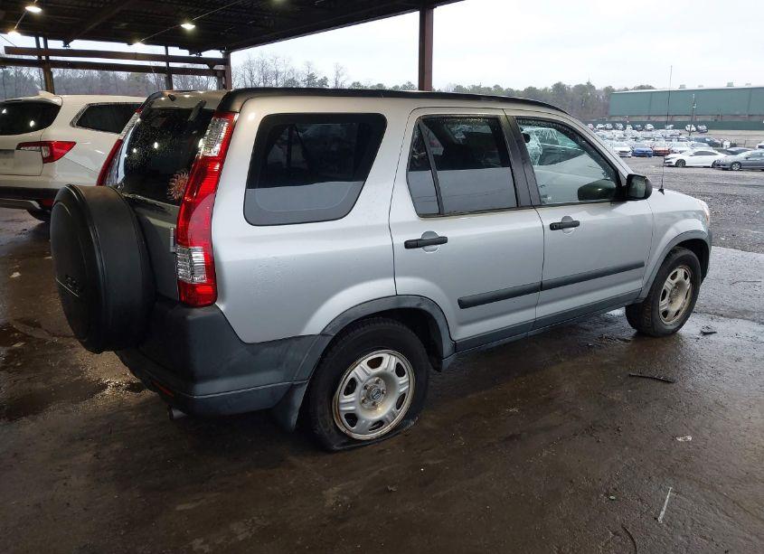 Photo 4 of 2005 Honda Cr-v LX (VIN JHLRD78545C045715)