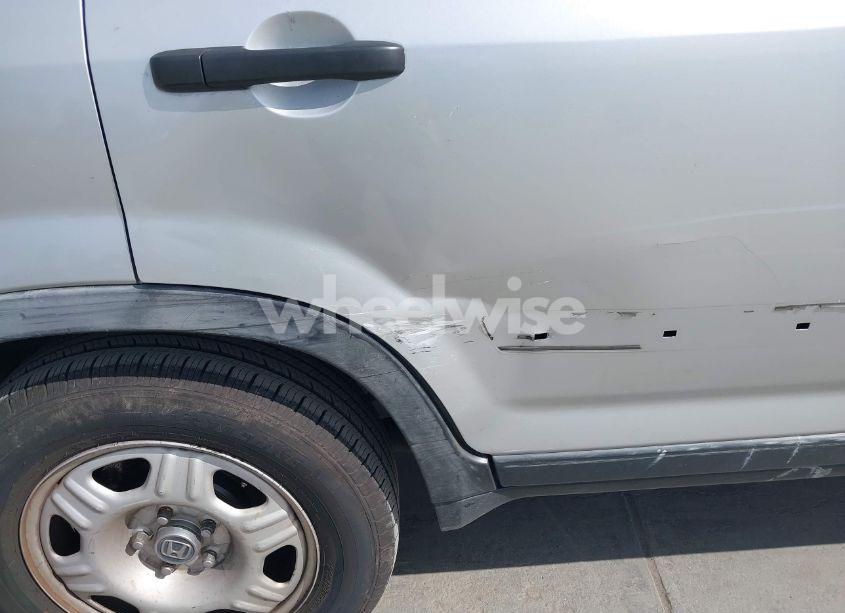 Photo 13 of 2005 Honda Cr-v LX (VIN JHLRD78545C046492)