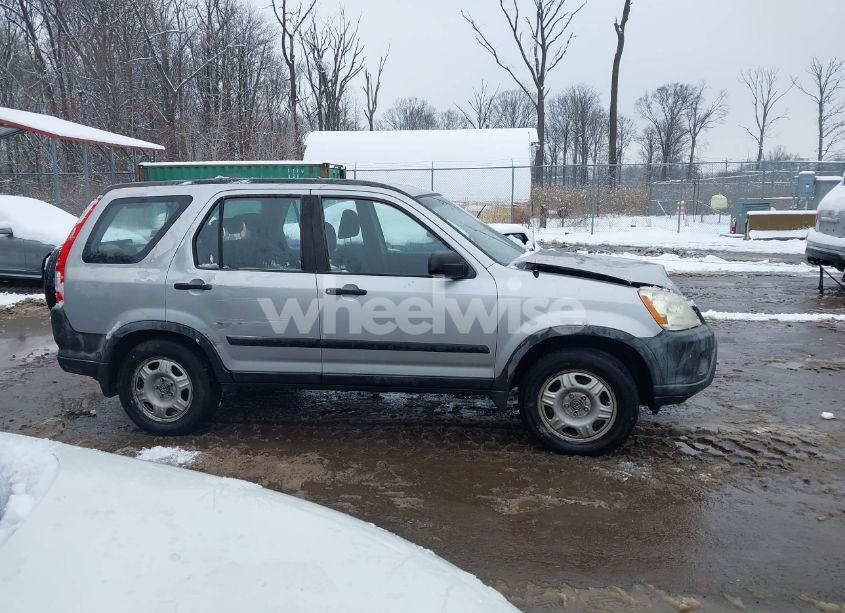 Photo 13 of 2005 Honda Cr-v LX (VIN JHLRD78545C050073)