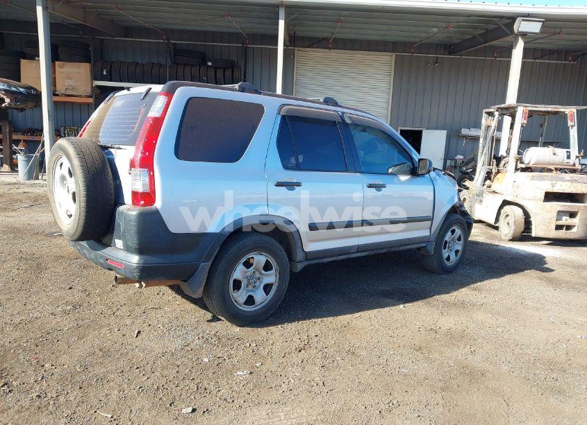 Photo 4 of 2005 Honda Cr-v LX (VIN JHLRD78555C052043)