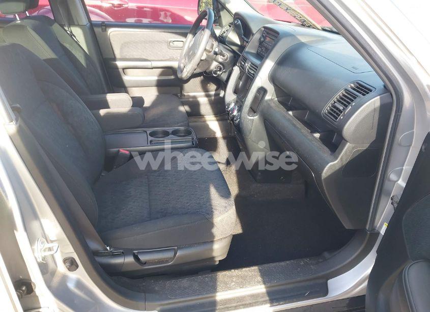 Photo 5 of 2006 Honda Cr-v LX (VIN JHLRD78566C051257)