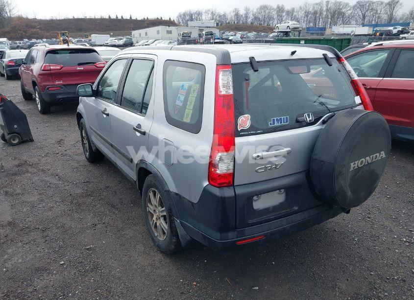 Photo 3 of 2005 Honda Cr-v LX (VIN JHLRD78575C006309)