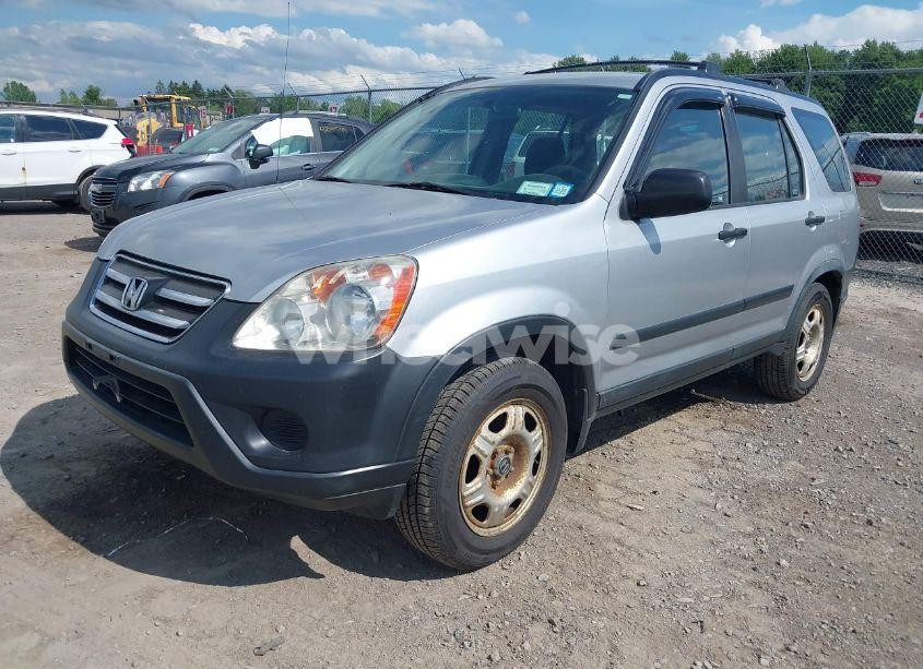 Photo 2 of 2005 Honda Cr-v LX (VIN JHLRD78585C044048)