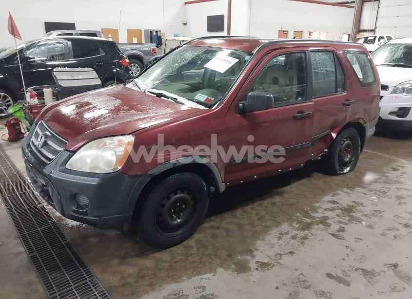 Photo 2 of 2005 Honda Cr-v LX (VIN JHLRD78585C054398)