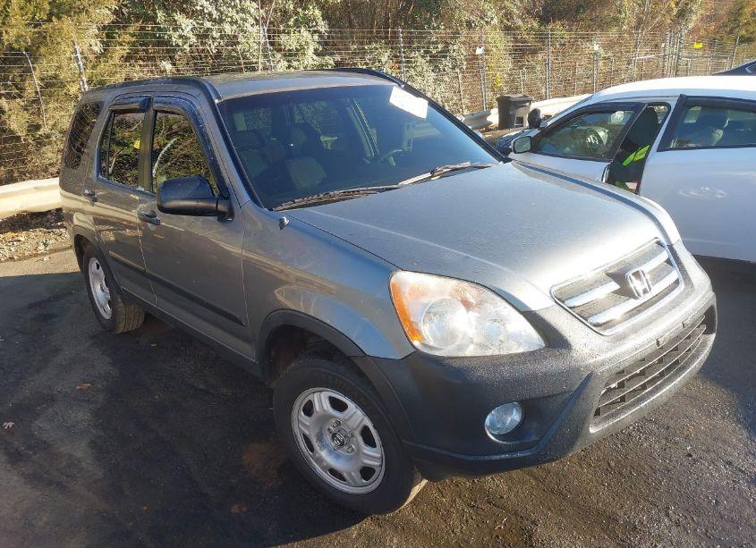 2005 Honda Cr-v LX (VIN JHLRD785X5C049574) main photo
