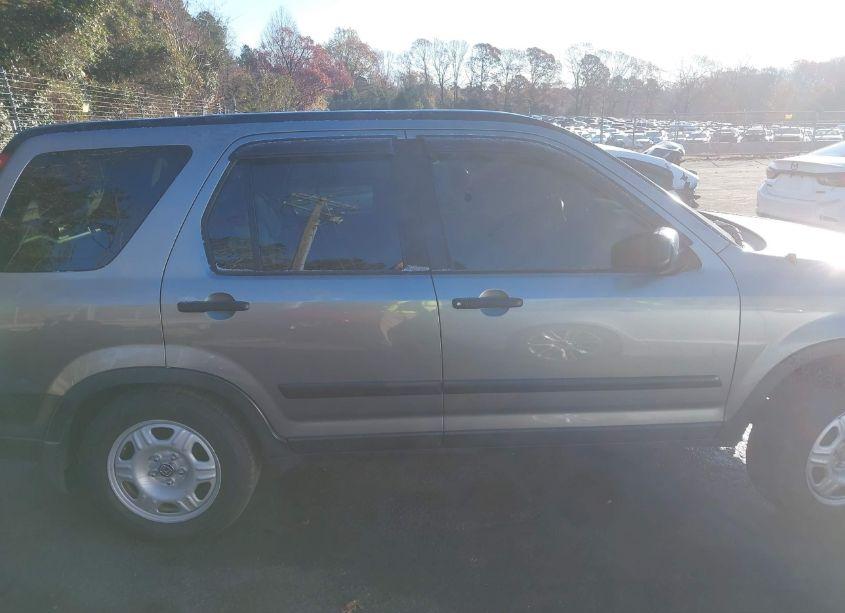 Photo 13 of 2005 Honda Cr-v LX (VIN JHLRD785X5C049574)