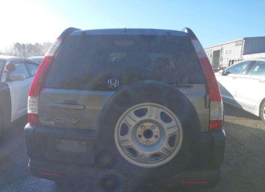 Photo 16 of 2005 Honda Cr-v LX (VIN JHLRD785X5C049574)