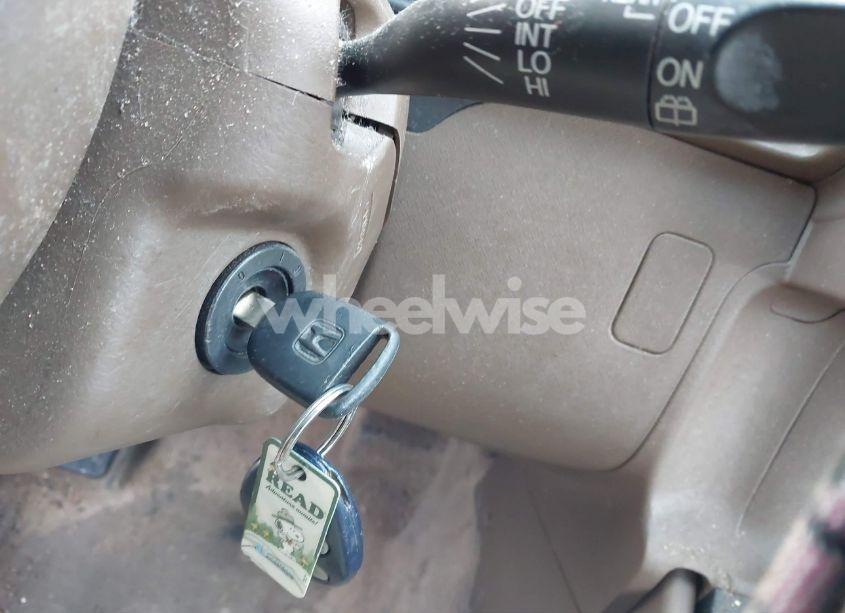 Photo 11 of 2002 Honda Cr-v EX (VIN JHLRD78802C011003)