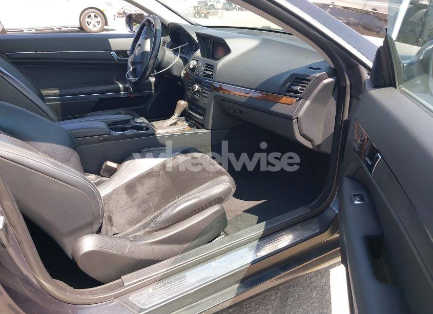 Photo 5 of 2010 Mercedes-benz E 550 (VIN JHLRD78803C******)