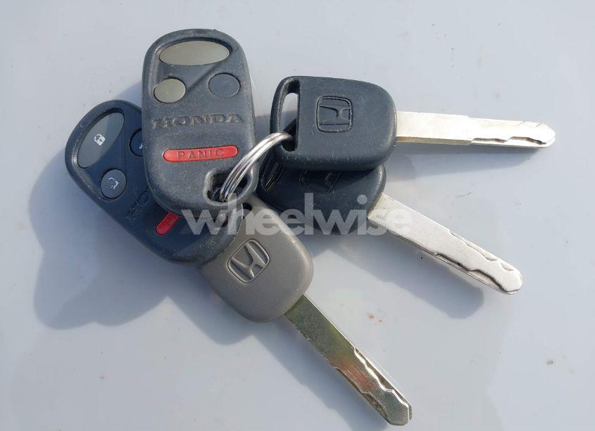 Photo 11 of 2002 Honda Cr-v EX (VIN JHLRD78812C070917)