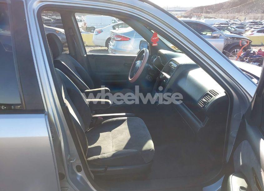 Photo 5 of 2002 Honda Cr-v EX (VIN JHLRD78812C089581)