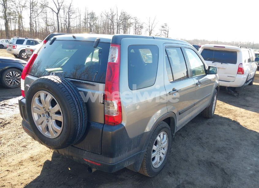 Photo 4 of 2005 Honda Cr-v EX (VIN JHLRD78835C054741)