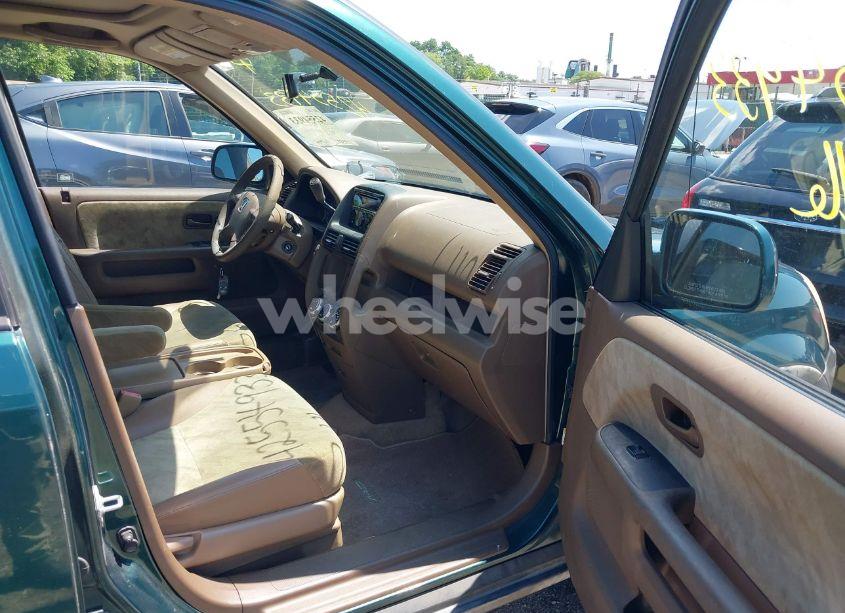 Photo 5 of 2002 Honda Cr-v EX (VIN JHLRD78842C079577)