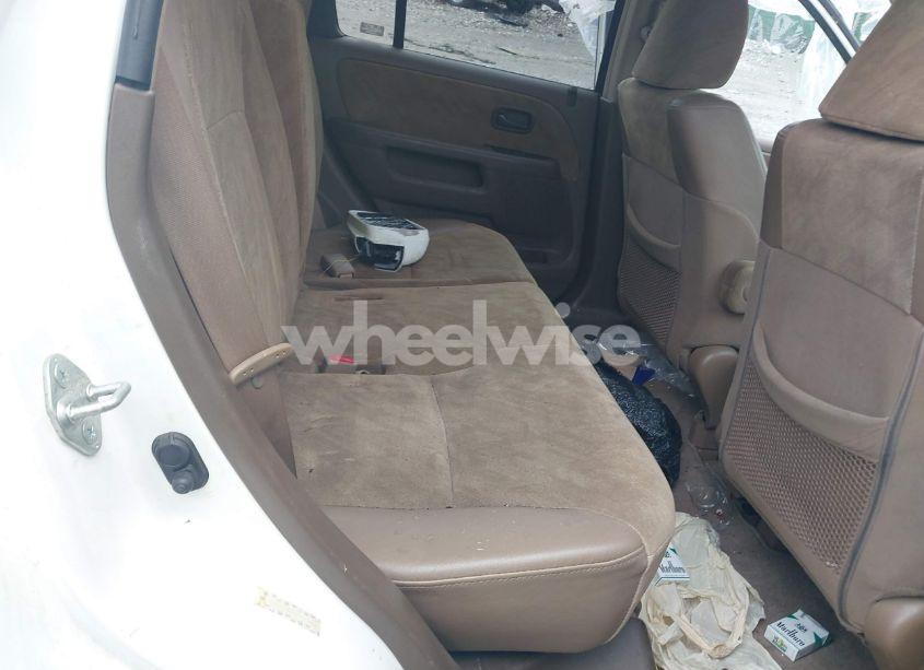 Photo 8 of 2002 Honda Cr-v EX (VIN JHLRD78852C025995)