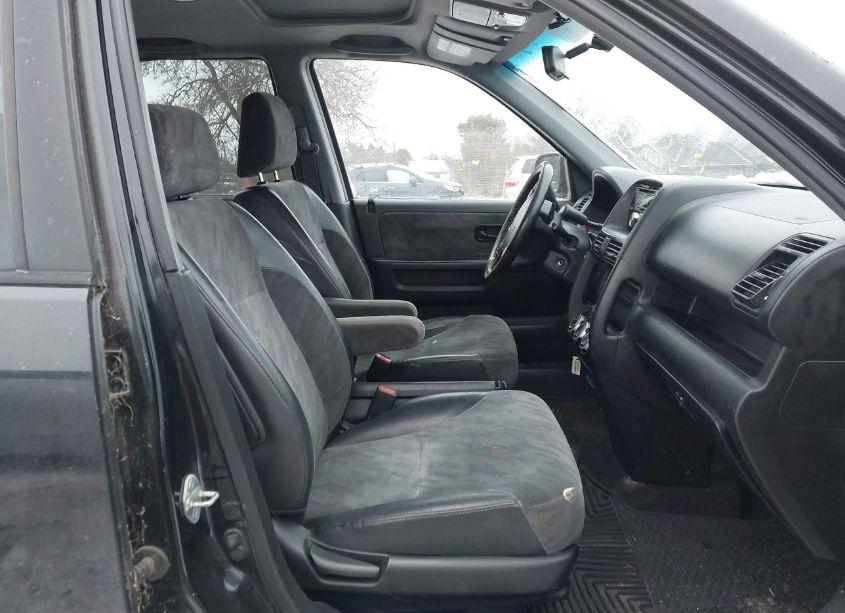 Photo 5 of 2002 Honda Cr-v EX (VIN JHLRD78852C028525)