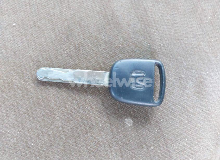 Photo 11 of 2002 Honda Cr-v EX (VIN JHLRD78852C068913)