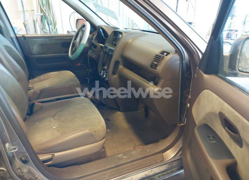 Photo 5 of 2002 Honda Cr-v EX (VIN JHLRD78852C093116)