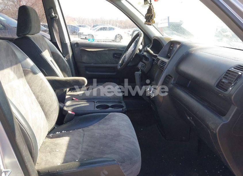 Photo 5 of 2002 Honda Cr-v EX (VIN JHLRD78862C063428)