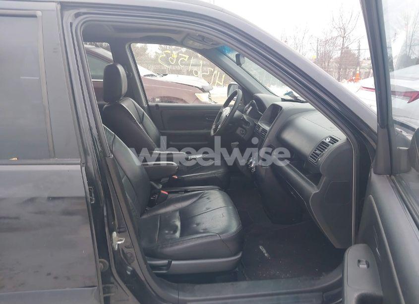 Photo 5 of 2002 Honda Cr-v EX (VIN JHLRD78882C077976)