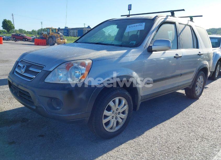 Photo 2 of 2005 Honda Cr-v EX (VIN JHLRD78885C049695)