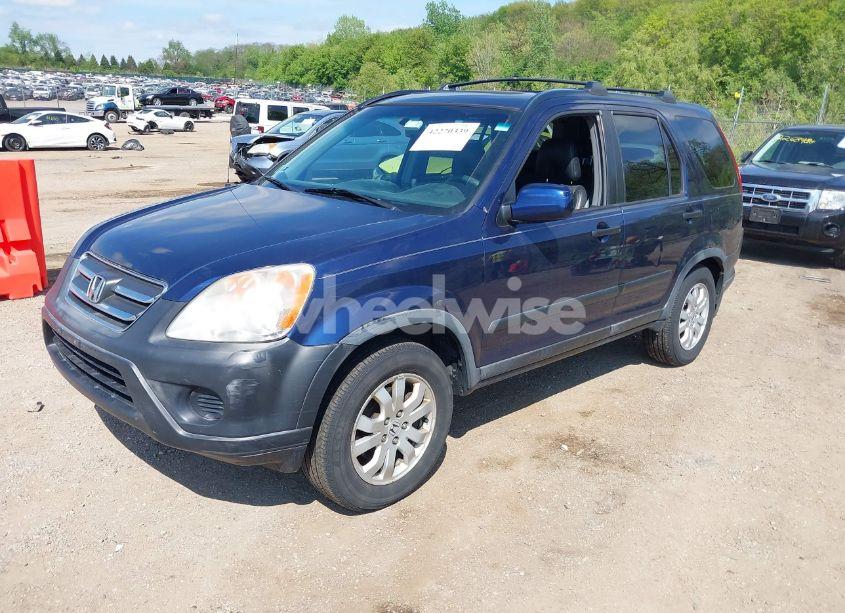 Photo 2 of 2005 Honda Cr-v EX (VIN JHLRD78895C015636)