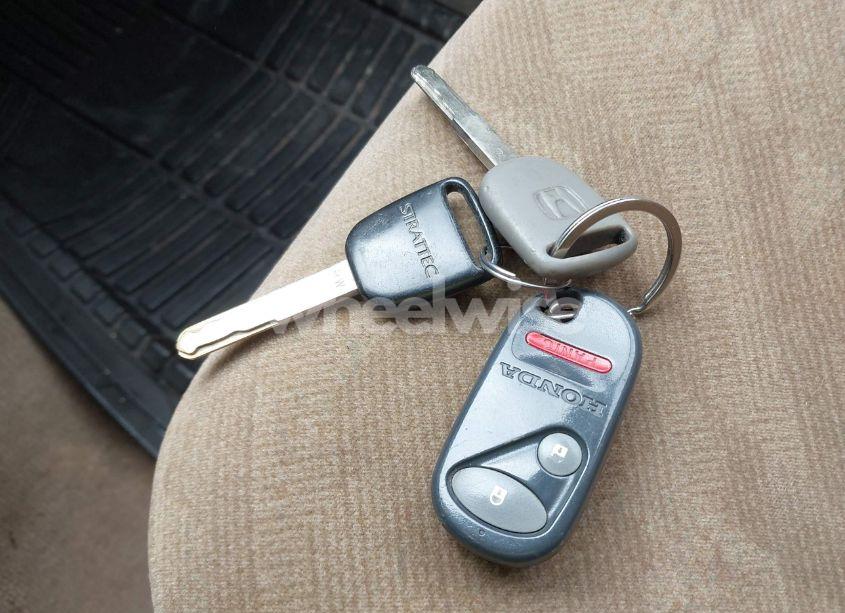 Photo 11 of 2002 Honda Cr-v EX (VIN JHLRD788X2C072925)