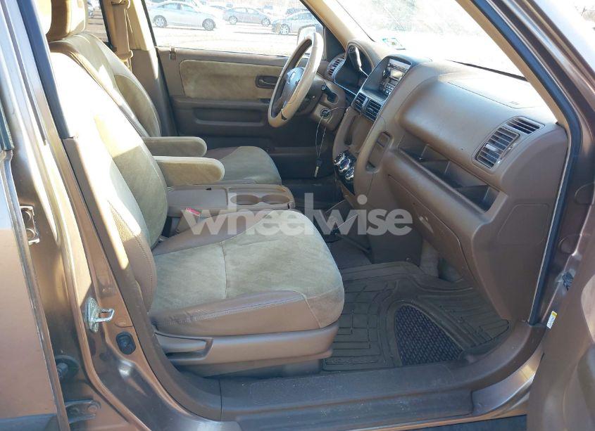 Photo 5 of 2002 Honda Cr-v EX (VIN JHLRD788X2C094102)