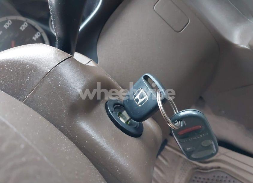 Photo 11 of 2003 Honda Cr-v EX (VIN JHLRD788X3C002603)