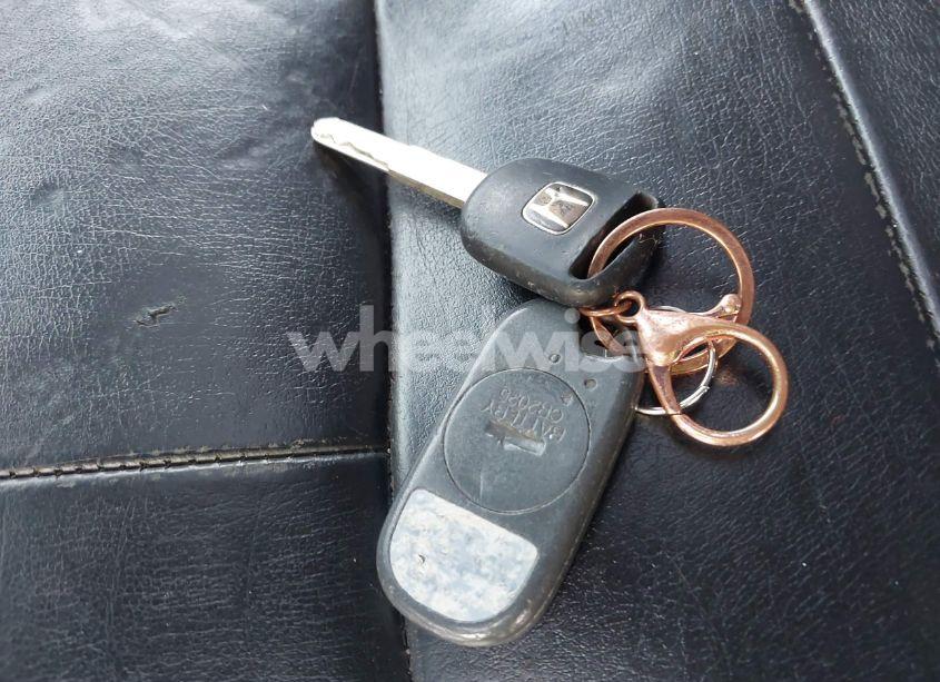 Photo 11 of 2003 Honda Cr-v EX (VIN JHLRD788X3C004142)