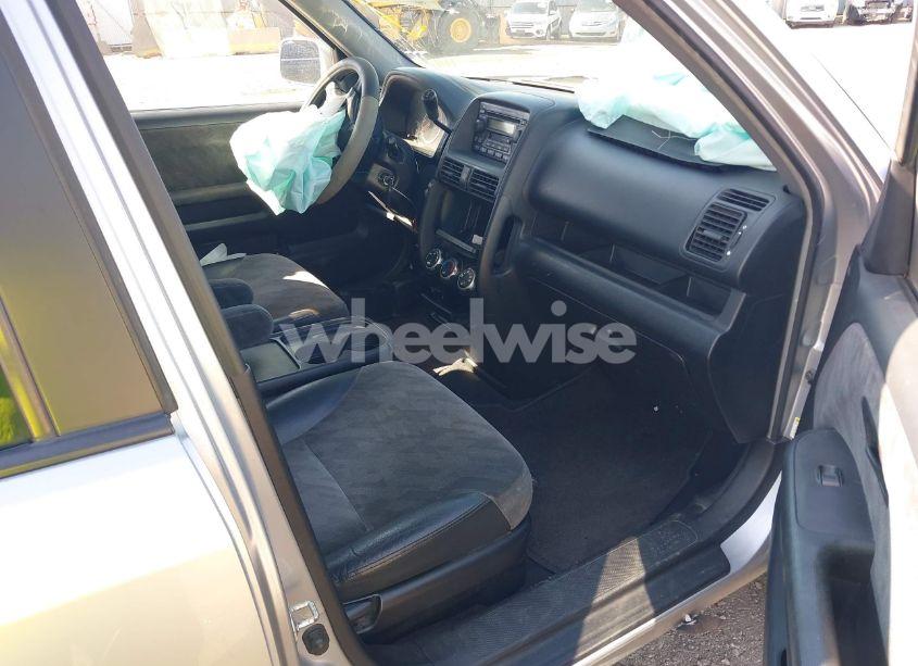 Photo 5 of 2003 Honda Cr-v EX (VIN JHLRD788X3C040896)