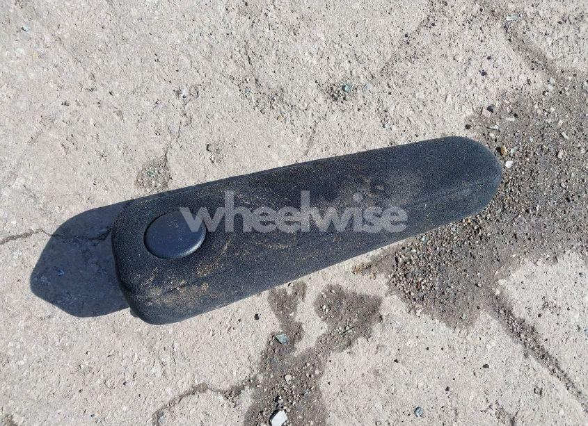 Photo 12 of 2005 Honda Cr-v EX (VIN JHLRD788X5C060570)