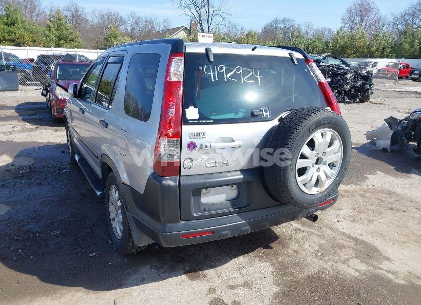 Photo 3 of 2005 Honda Cr-v EX (VIN JHLRD788X5C060570)