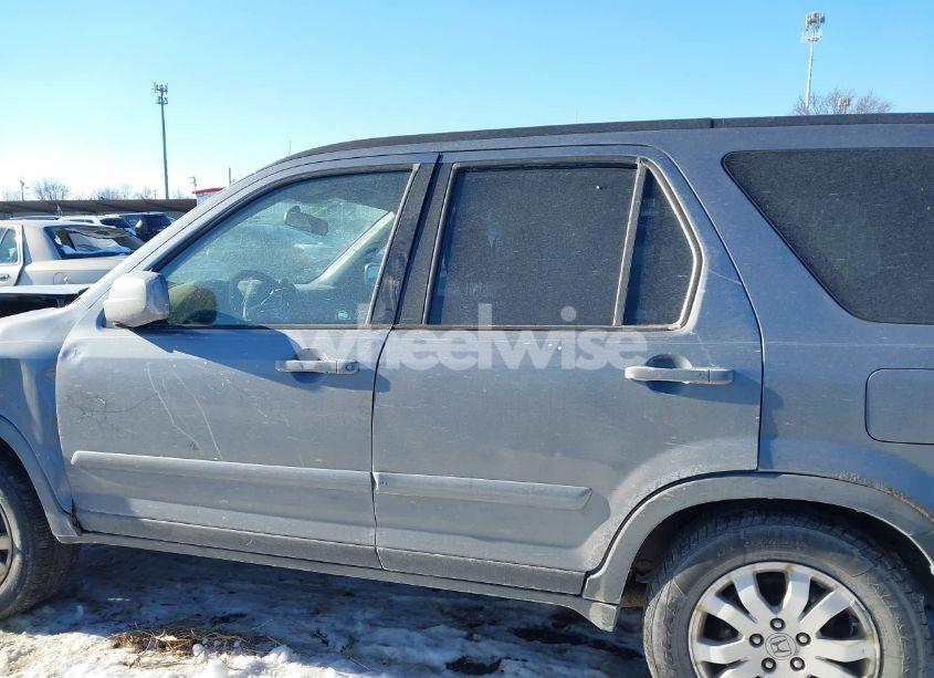 Photo 14 of 2005 Honda Cr-v SE (VIN JHLRD78915C020421)