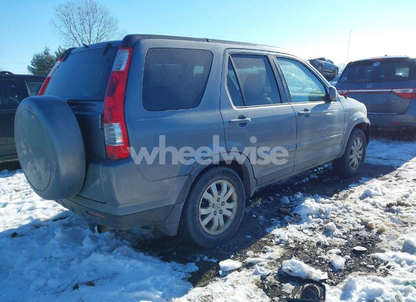 Photo 4 of 2005 Honda Cr-v SE (VIN JHLRD78915C020421)