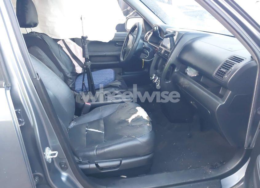 Photo 5 of 2005 Honda Cr-v SE (VIN JHLRD78925C049877)