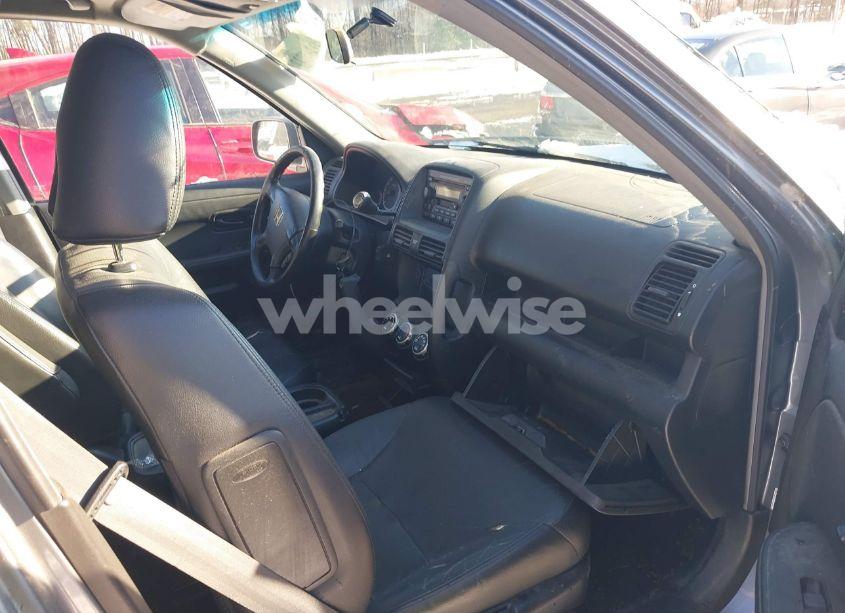 Photo 5 of 2005 Honda Cr-v SE (VIN JHLRD78935C064694)