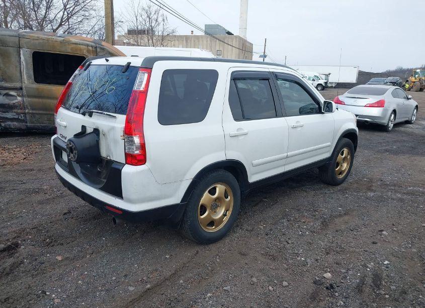 Photo 4 of 2005 Honda Cr-v SE (VIN JHLRD78935C064744)