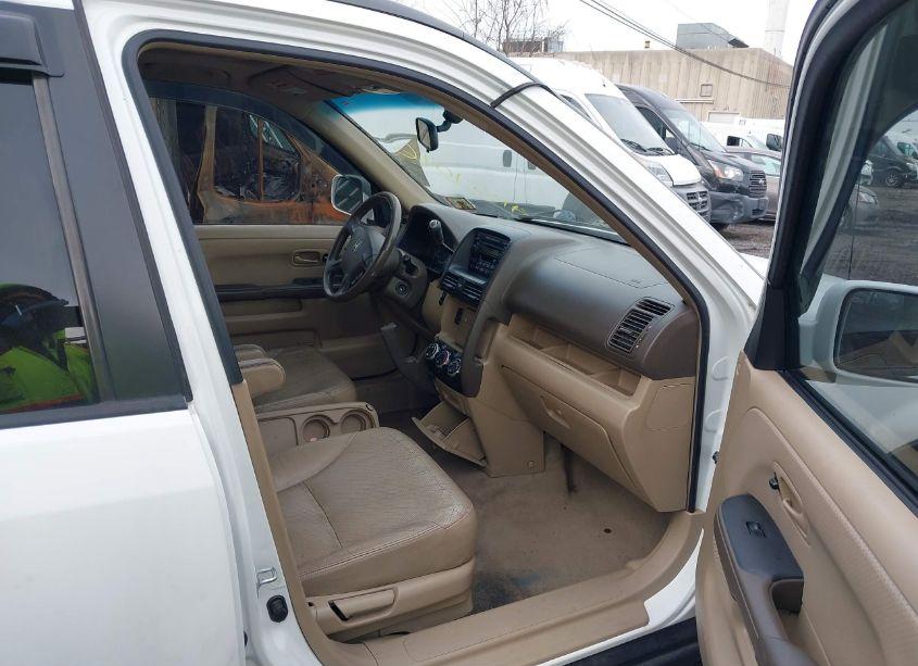 Photo 5 of 2005 Honda Cr-v SE (VIN JHLRD78935C064744)