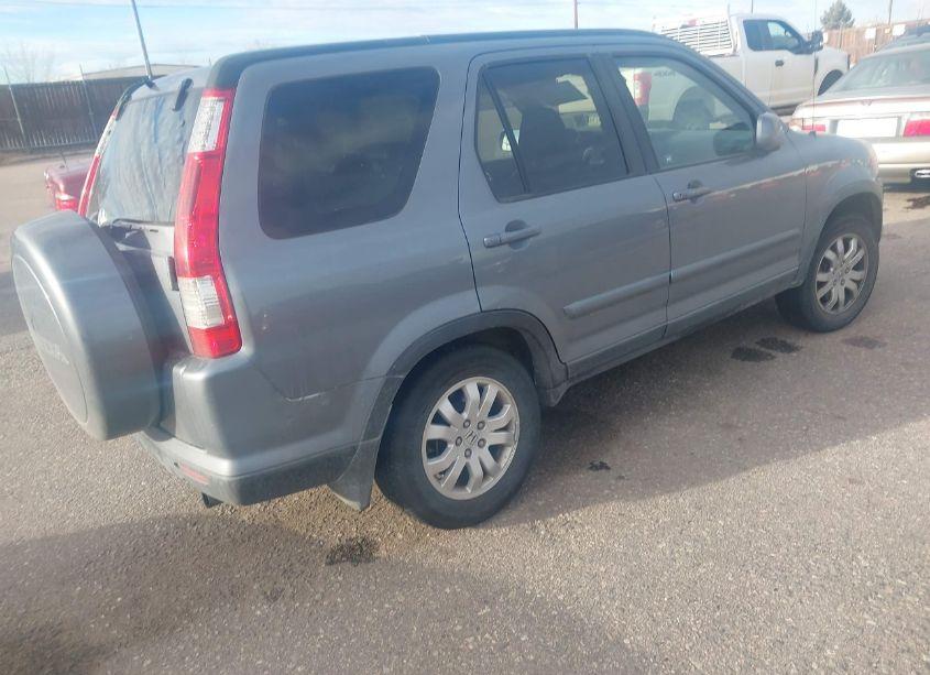 Photo 4 of 2005 Honda Cr-v SE (VIN JHLRD78945C008876)