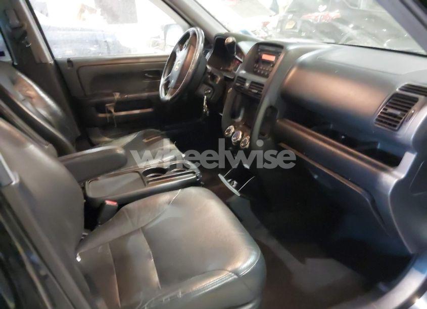 Photo 5 of 2005 Honda Cr-v SE (VIN JHLRD78955C031793)