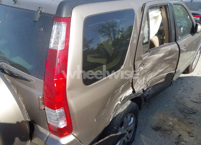 Photo 6 of 2005 Honda Cr-v SE (VIN JHLRD78965C058842)