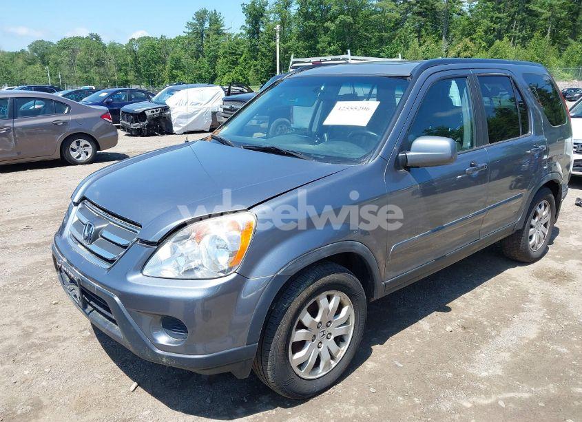 Photo 2 of 2005 Honda Cr-v SE (VIN JHLRD78985C006788)