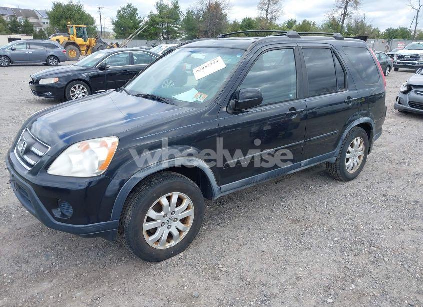 Photo 2 of 2005 Honda Cr-v SE (VIN JHLRD789X5C004752)