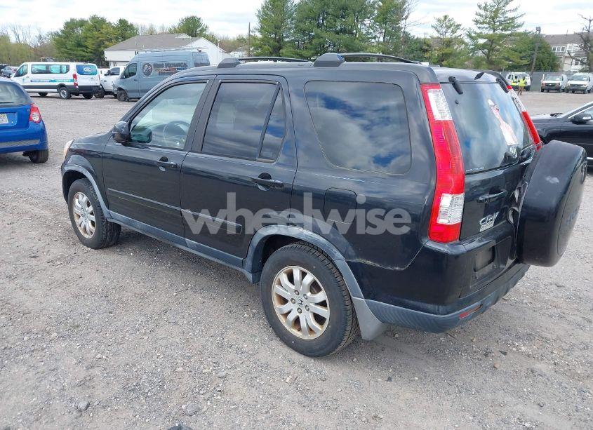 Photo 3 of 2005 Honda Cr-v SE (VIN JHLRD789X5C004752)