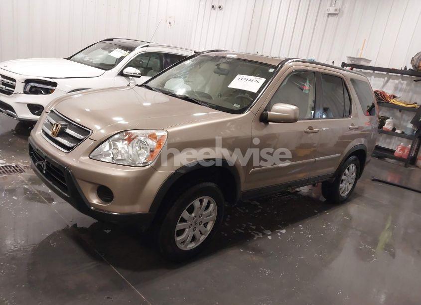 Photo 2 of 2005 Honda Cr-v SE (VIN JHLRD789X5C014990)
